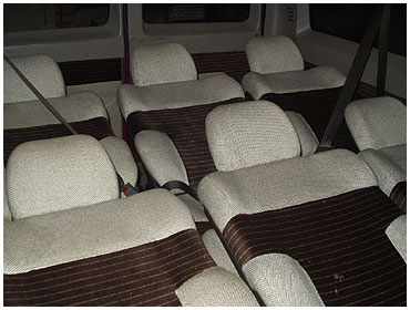 azlkbus-2.jpg